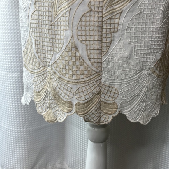 Le Gali Albany Dress Embroidered Scalloped Sleeves V-Neck Size Medium - Picture 9 of 12